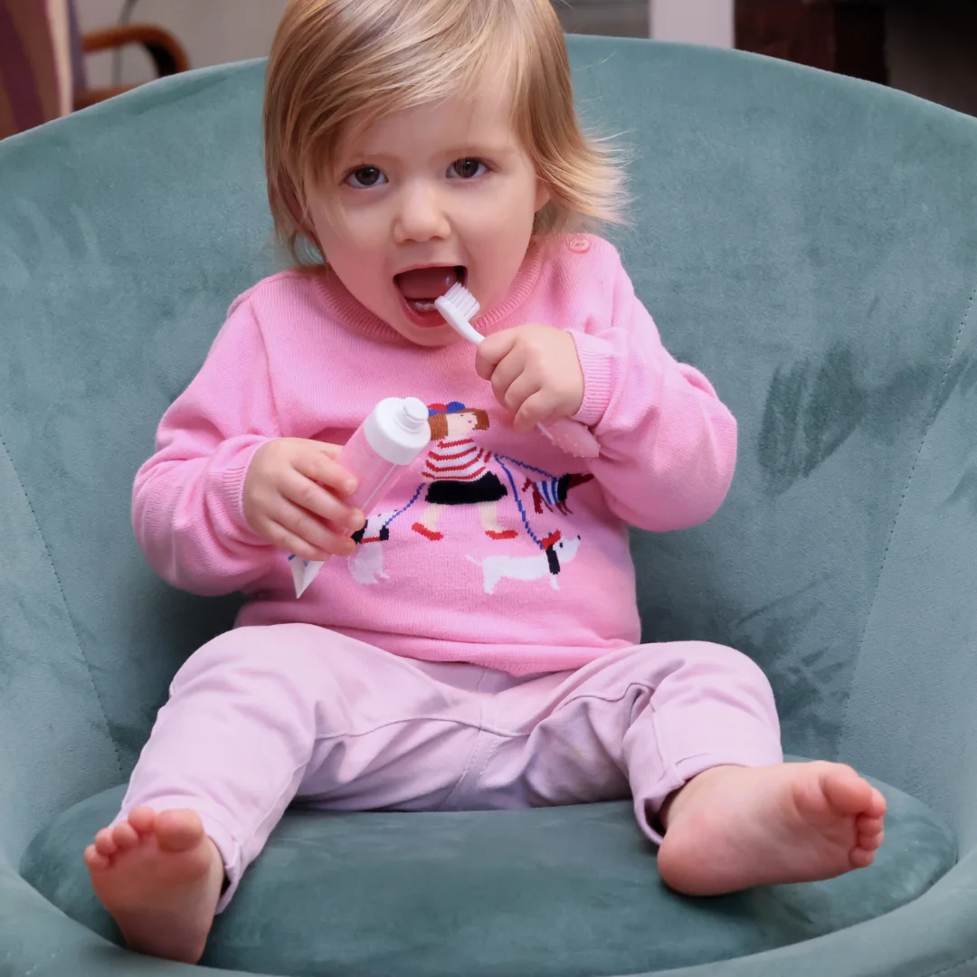 TEETHING GEL 98% natural and organic certified made with thermal Springwater, Chamomile and Mashmallow 50ML