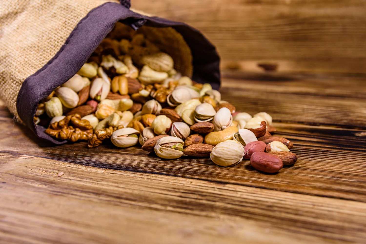 100% Natural Premium Sicilian Almonds Peeled Almond Nutrition Organic Almond Nuts in wholesale price