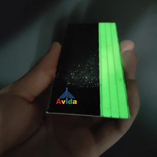 Abrasive Aluminum Anti-slip Noslip Glow in the Dark Luminescent Photoluminescent Stair Nosing