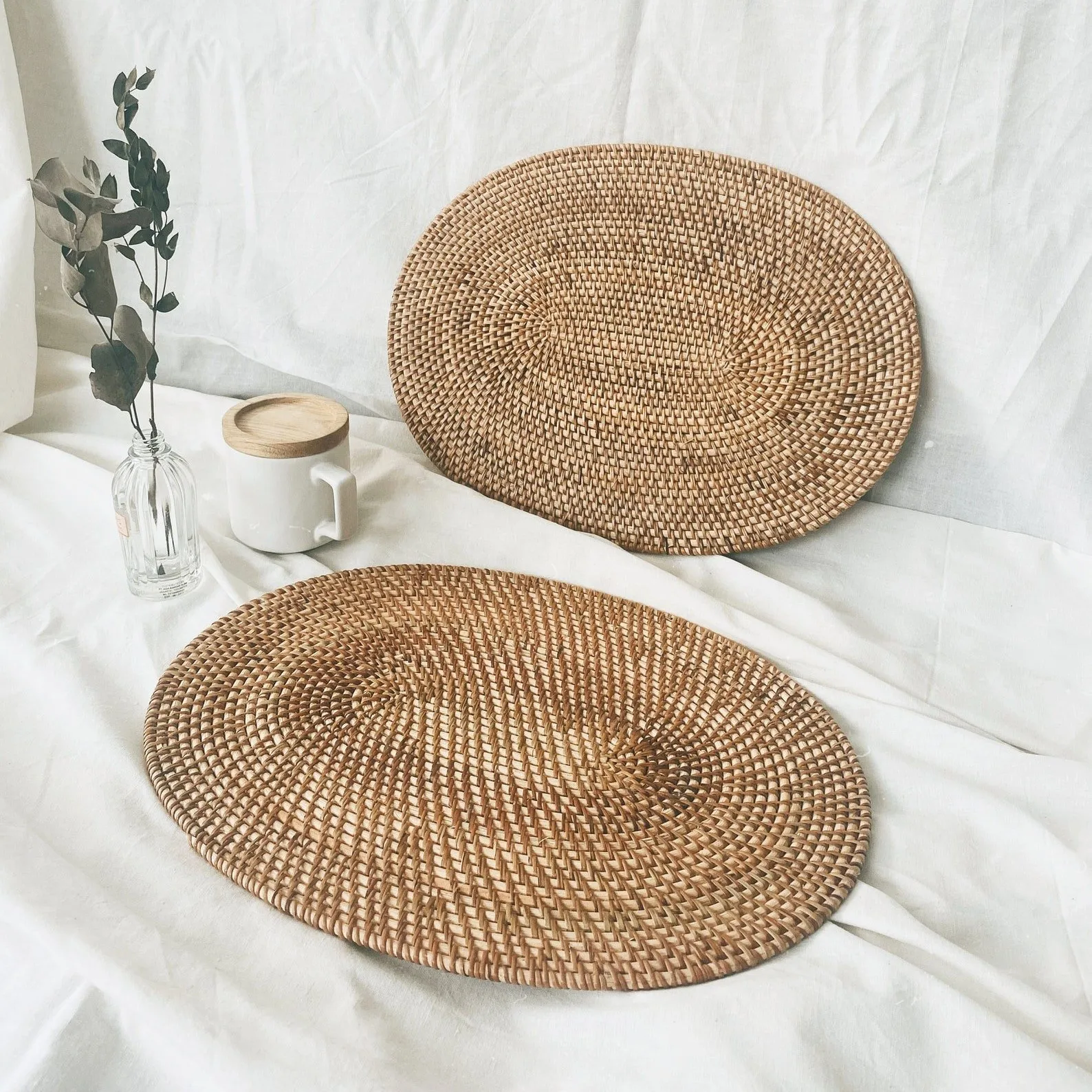 Boho rattan woven oval placemat wholesale wicker charger plate tableware accessories negotiable MOQ