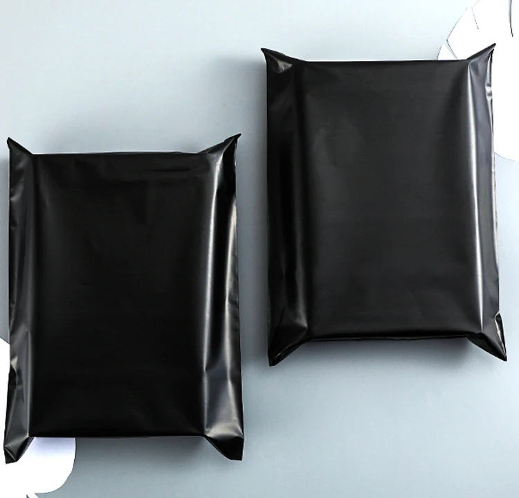 Shipping mailer bags 09.jpg