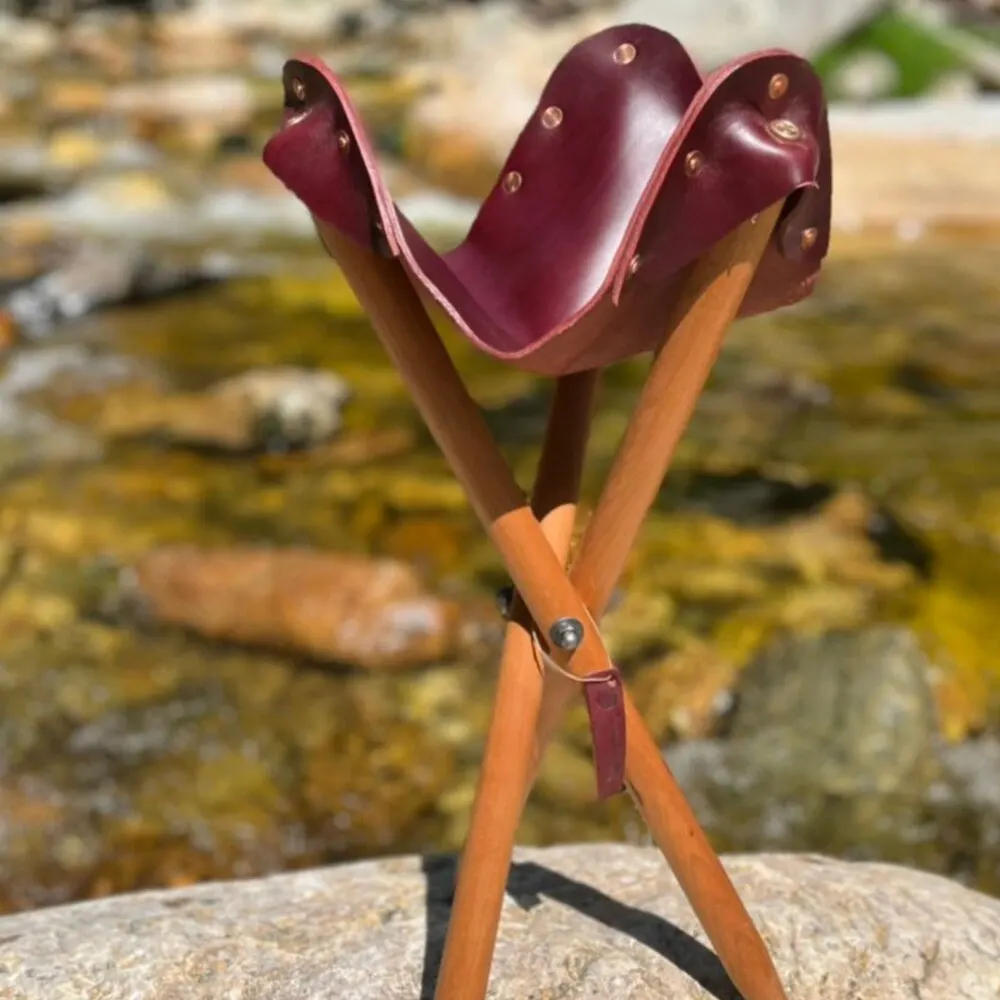 New Arrival Personalized Hunting Shooting Leather Tripod Chairs / Hot New Style Wooden Camping Stool With Leather Seats Chairs