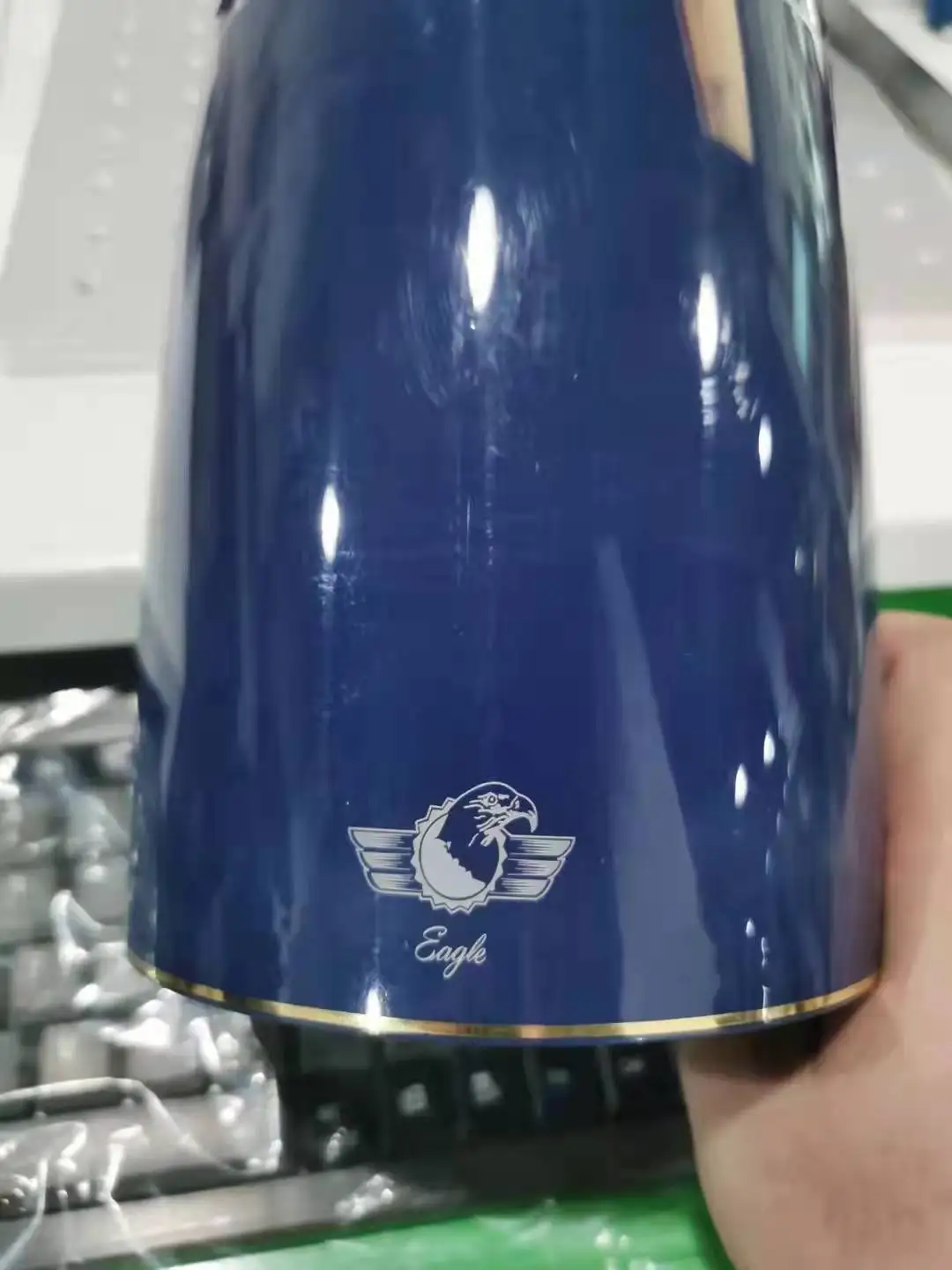 Sunglory CNC auto Kettle Making Machinery Surface Logo  Marking Bottle Marker Flask Laser Printer Logo UV Laser Marking Machine