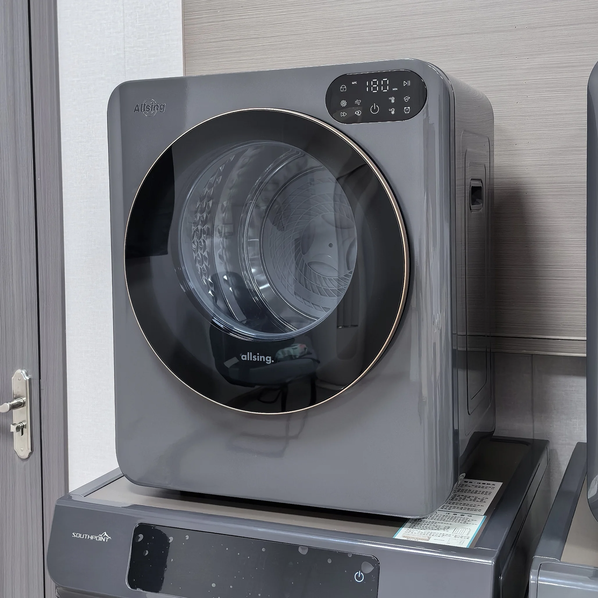 Small Size 110v 1.5cuft Factory-Made Clothes Dryer Machine Plastic Housing