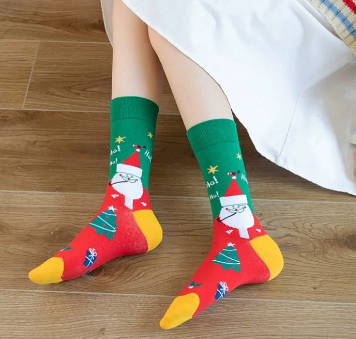 New Arrival Christmas Themed Kint Cotton Socks Custom Size Santa Claus Deer Design Cute Personalized Stocking for Children Women