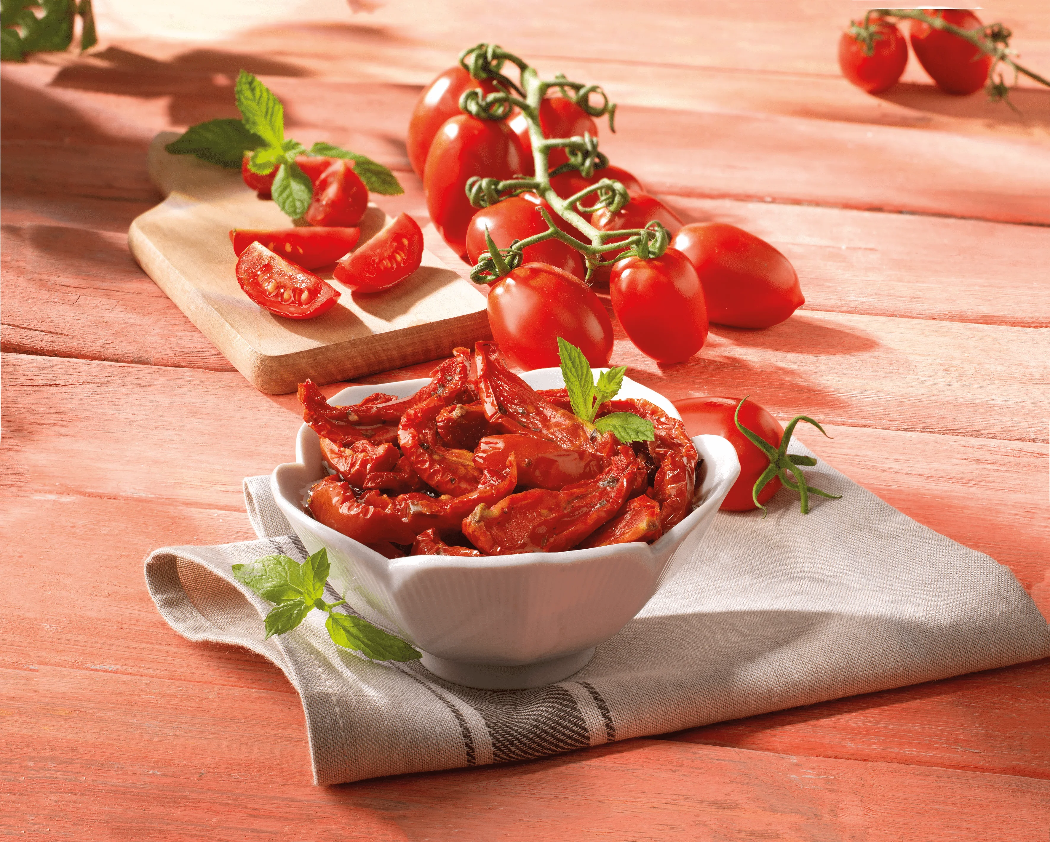 PREMIUM QUALITY Soft dried cherry tomatoes Semi dried grape tomato 100% Natural Cherry tomatoes