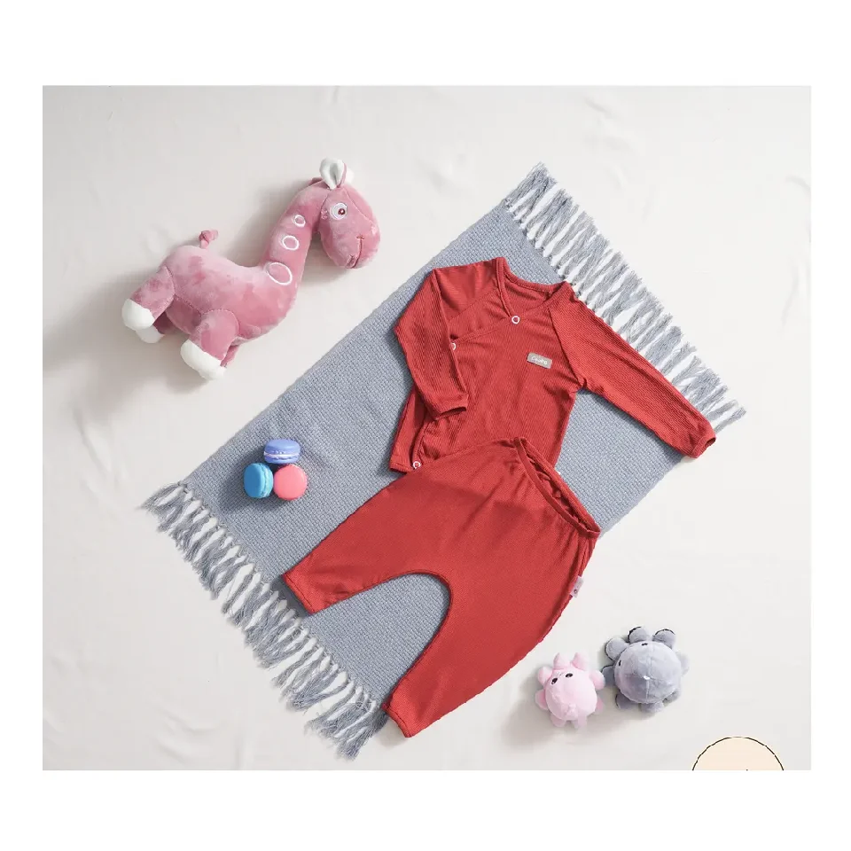 95% Cotton 5% elastane Newborn Clothing 0-6 months Breathable Boys clothing sets Items In-Stock Made in Vietnam