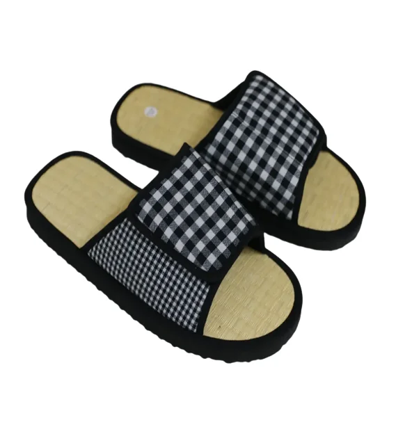 Vietnam Cinnamon seagrass indoor Soft Breathable checkered slippers sandals for hotels and spa for sale 2024