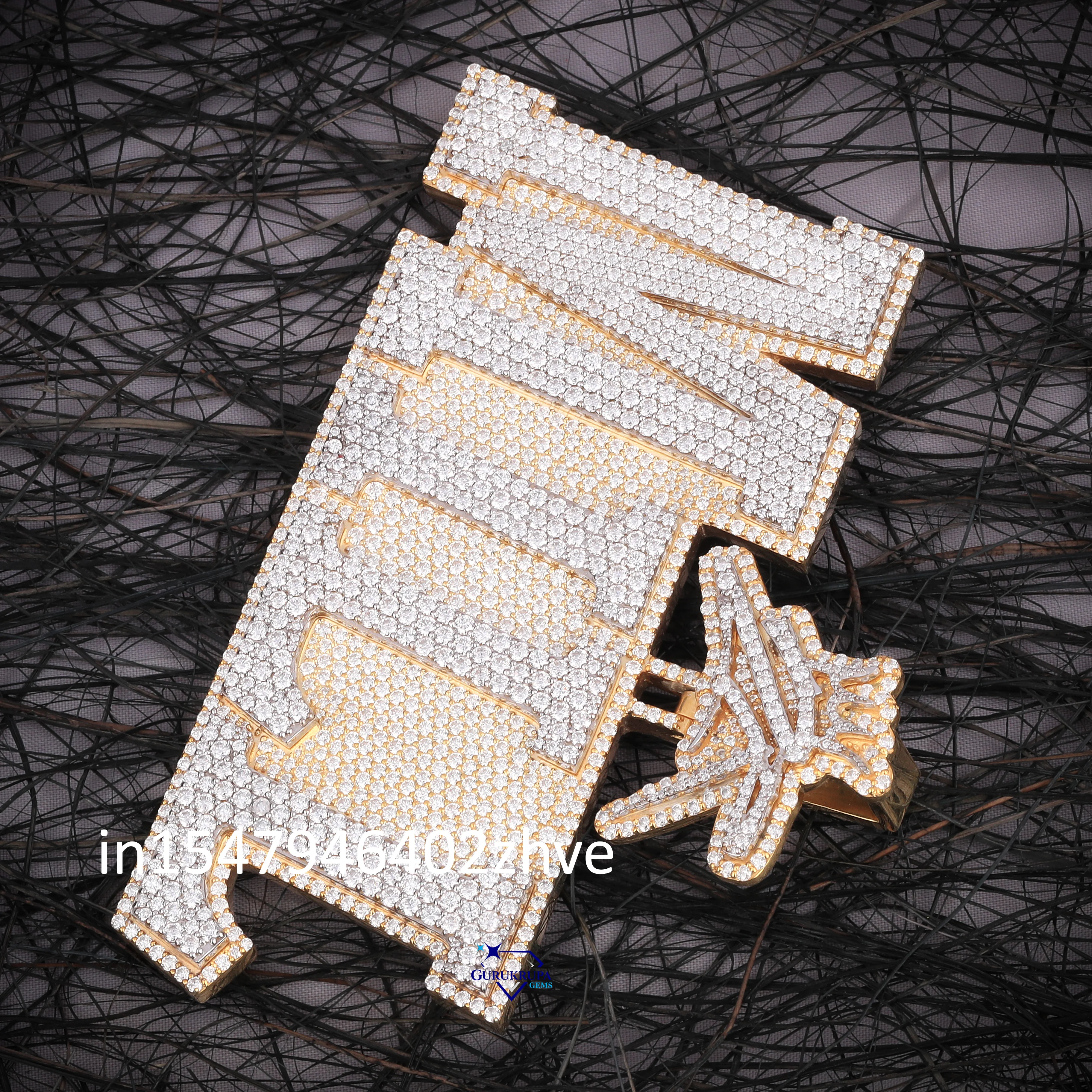 Elegant Unisex Customized 14KT Solid Yellow Gold Round Cut Moissanite Diamond Pendant Iced out Hip Hop Style for Parties