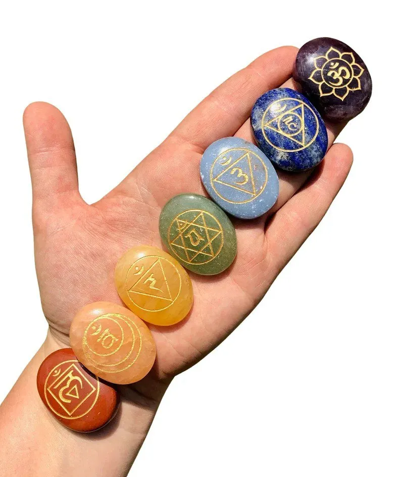 Seven Chakra Stones  worry stones engraved chakra set7 Chakra Set Engraved Gemstone Reiki Crystal Stone ; For sale High Quality