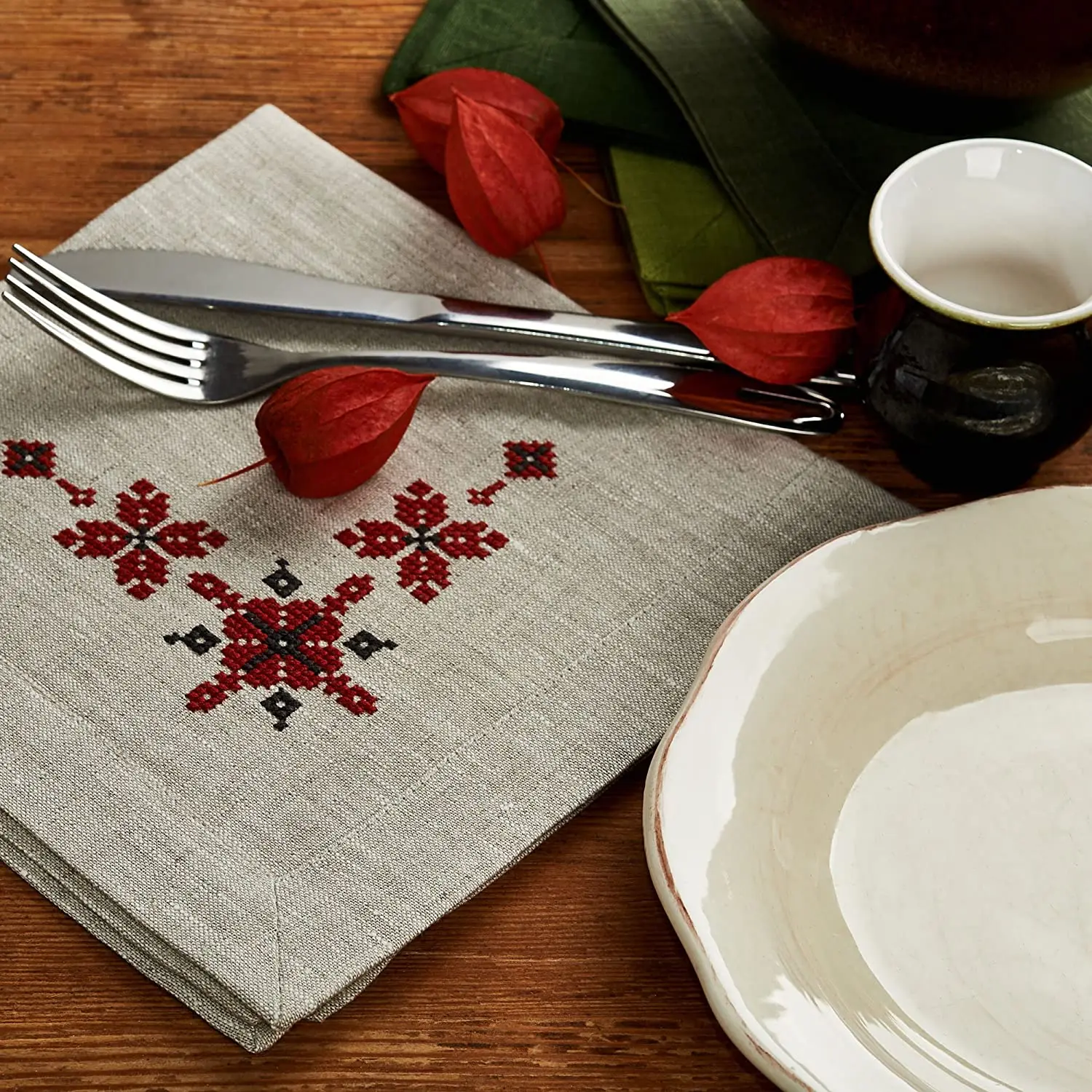 Embroidery Cloth Napkins Dinner Napkins Washable Soft Reusable for Dining Table Wedding Party Family Dinner OEM