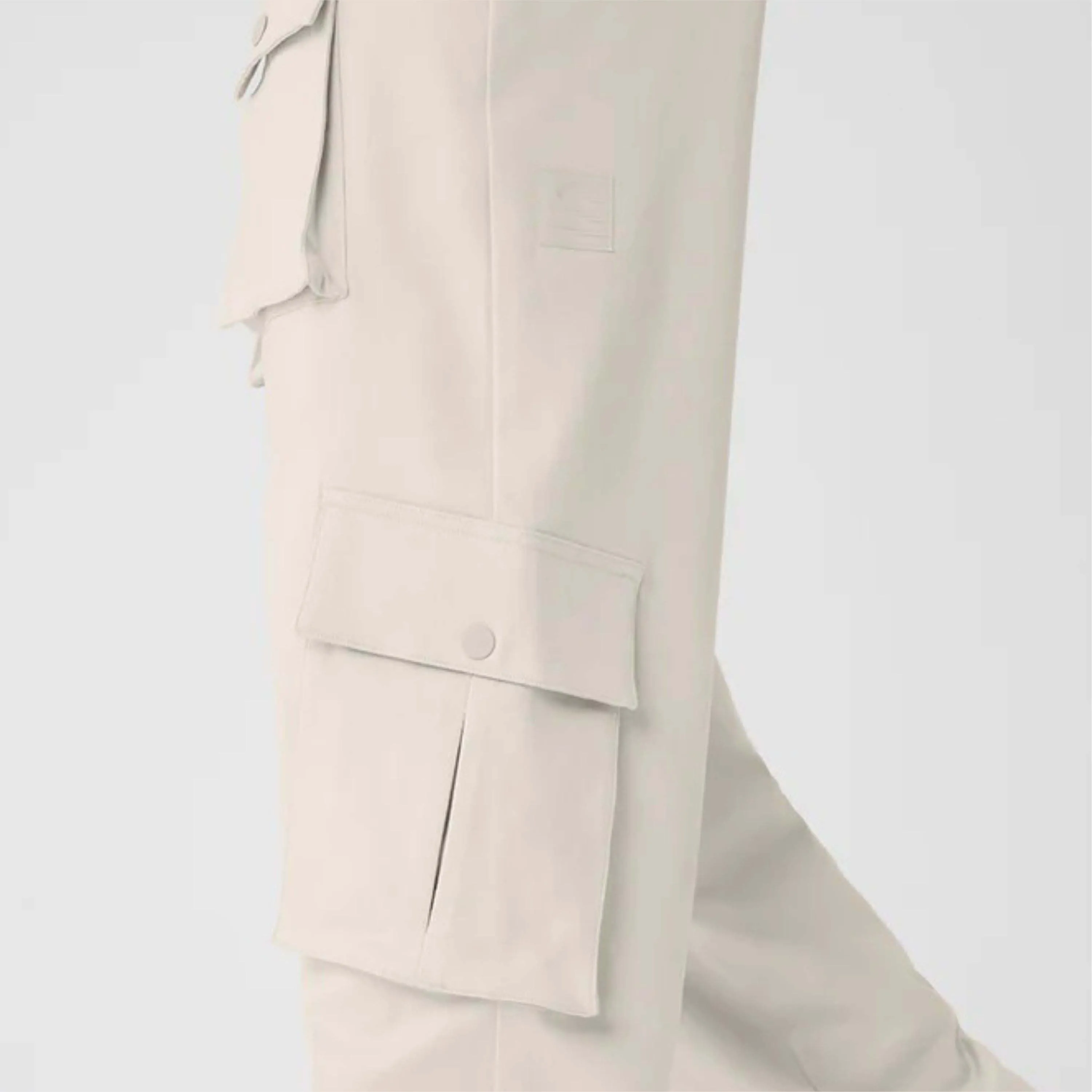 Eco-Friendly and Sustainable Men Ripstop Trousers - Made From Recycled Materials Lightweight and Durable for Urban Exploration