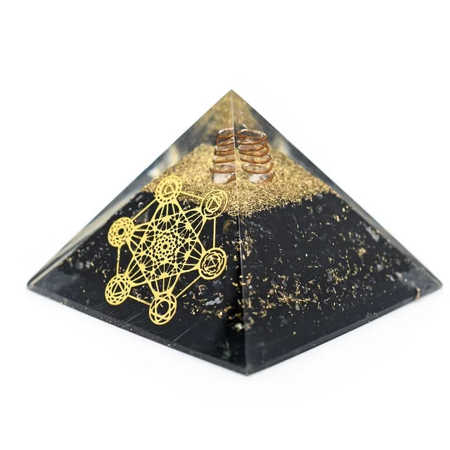 Amazing hot Sale Tourmaline Metatron Orgone Pyramid  Orgonite Pyramid Energy Healing Crystals and Stones Emf Protection Pyramid