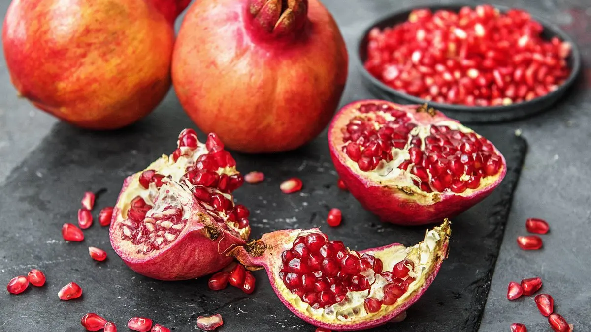 WHOLESALE BEST PRICE TOP QUALITY POMEGRANATES Premium Grade-  HIGH QUALITY Organic Pomegranate
