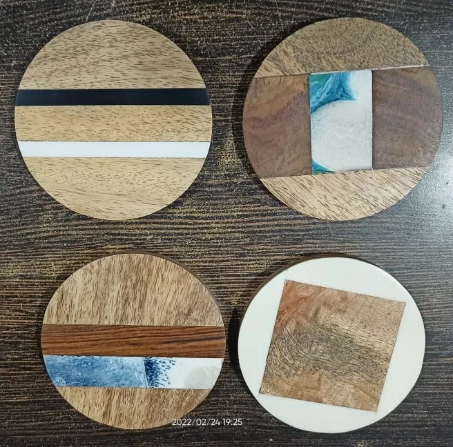 Premium Standard Quality Admirable Design Resin Coaster Customized Size And Shape  For Hotel And Restaurant Usage