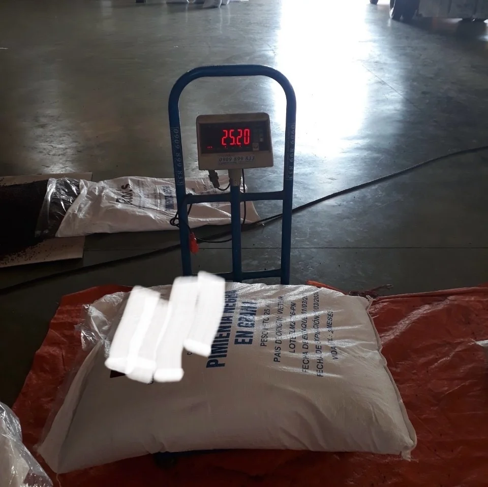 Vietnam High Quality Spices & Herbs Products Best Quality good Price Wholesales Dried White Pepper