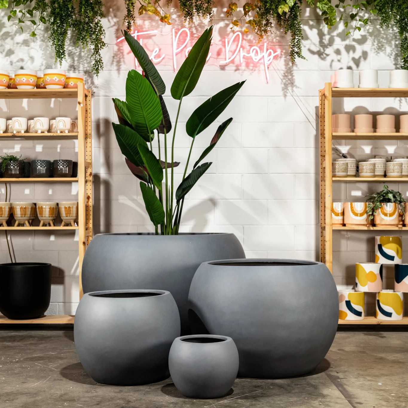 Factory cheap price round custom sizes flower pot outdoor vase for home plant garden decorative supplies