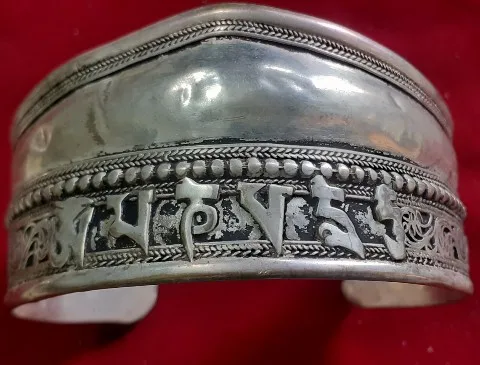 New Arrival Buddhist Mantra Fashion Bangles Set Elegant Cuff Bangles