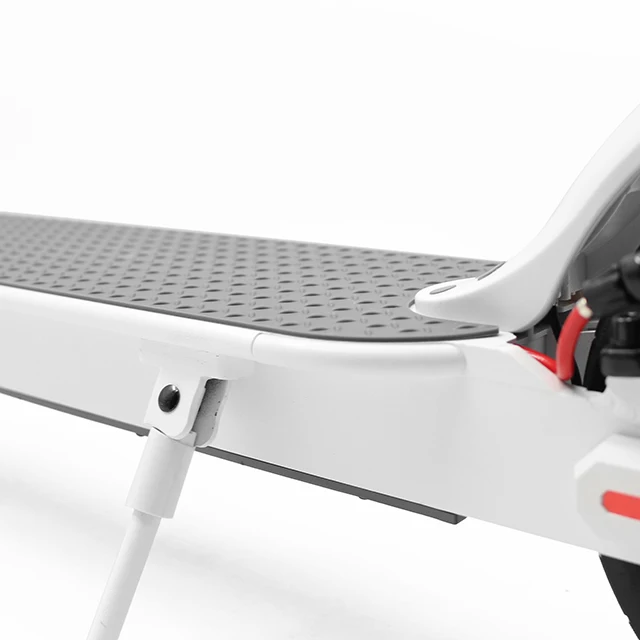 2023 Latest X8 e scooters 45KM range kick scooter 10 inch 350W electric roller scooter Low Price