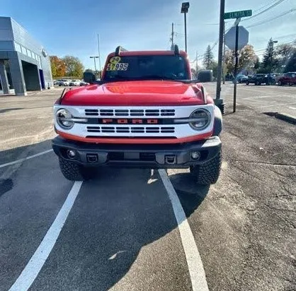 Б/у 2024 Ford Bronco Heritage Edition 2-дверный 4WD