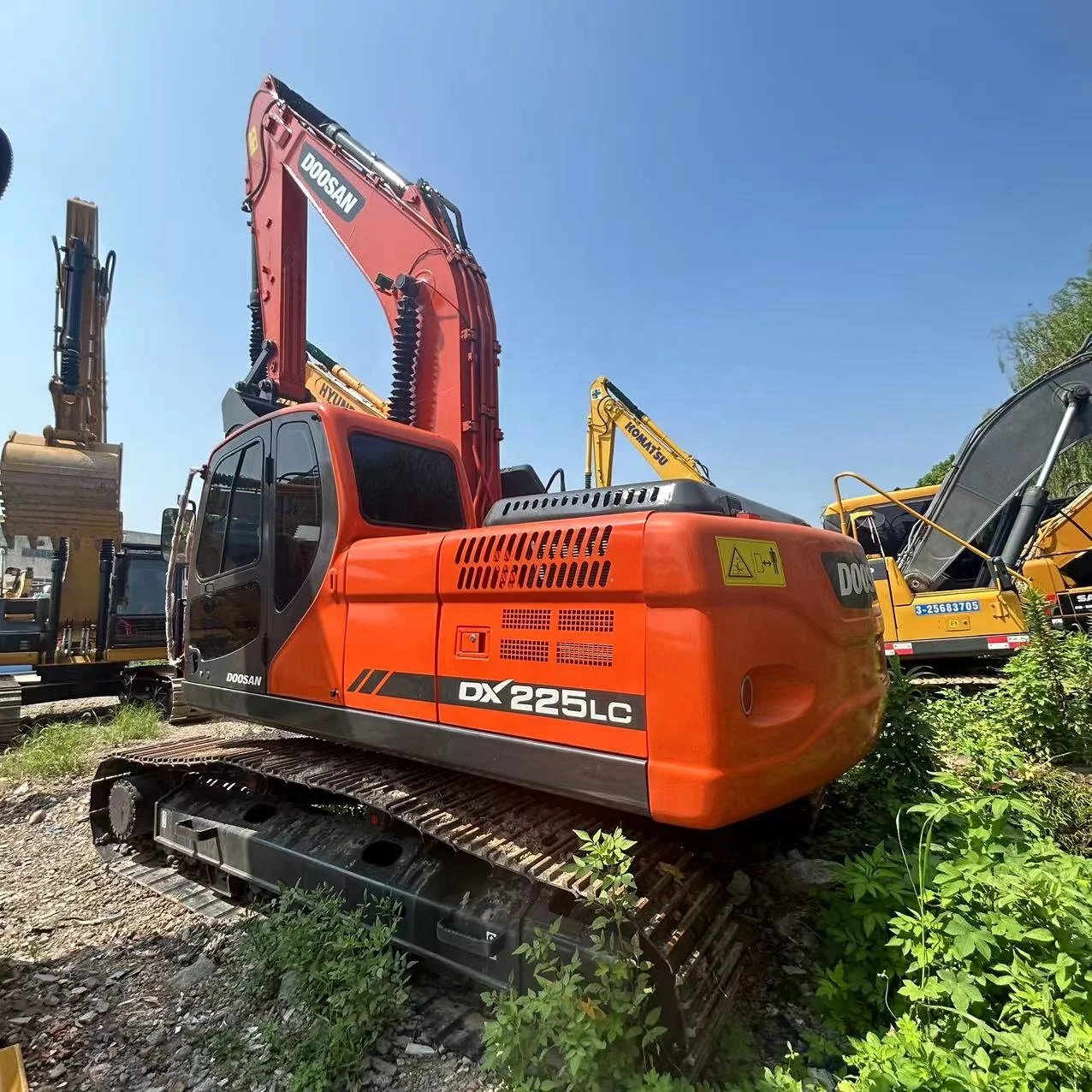 Экскаватор Doosan DX225LC оригинального качества по самой дешевой цене