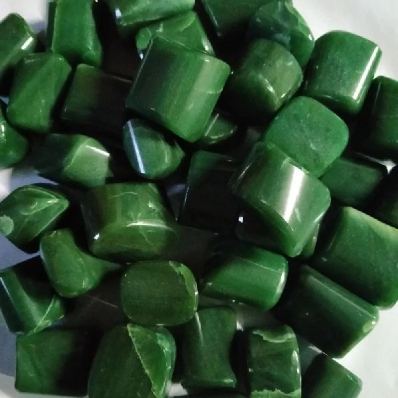 WHOLESALE NATURAL HEALING CRYSTAL GREEN JADE  TUMBLES/PEBBLES :  GEMSTONE HIGH QUALITY GREEN JADE  POLISHED TUMBLED STONE