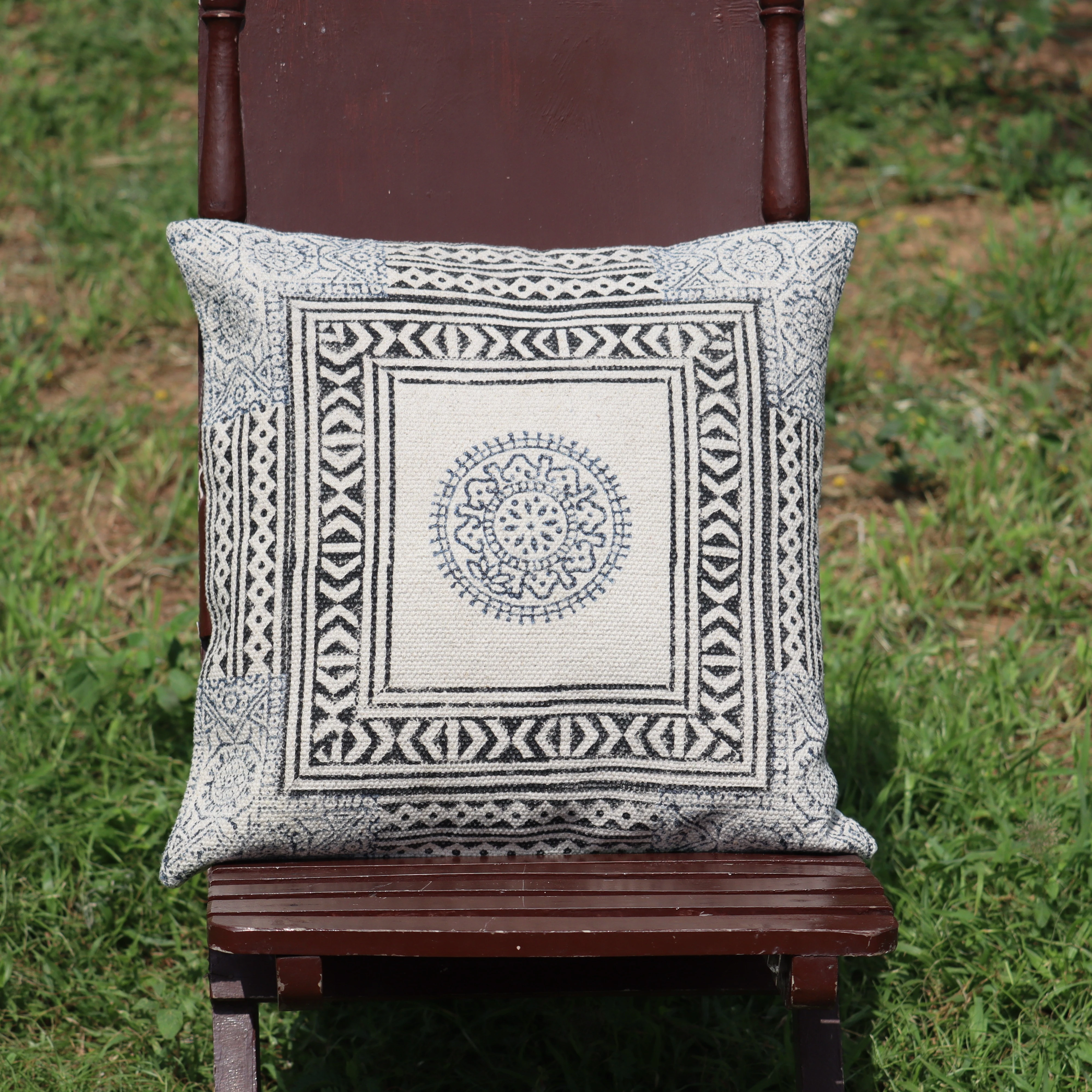 Indian Style Pillow Covers Hand Block Printed Indian Decorative Cushion Covers Made From Cotton Linen for Hotel Use Home Decor