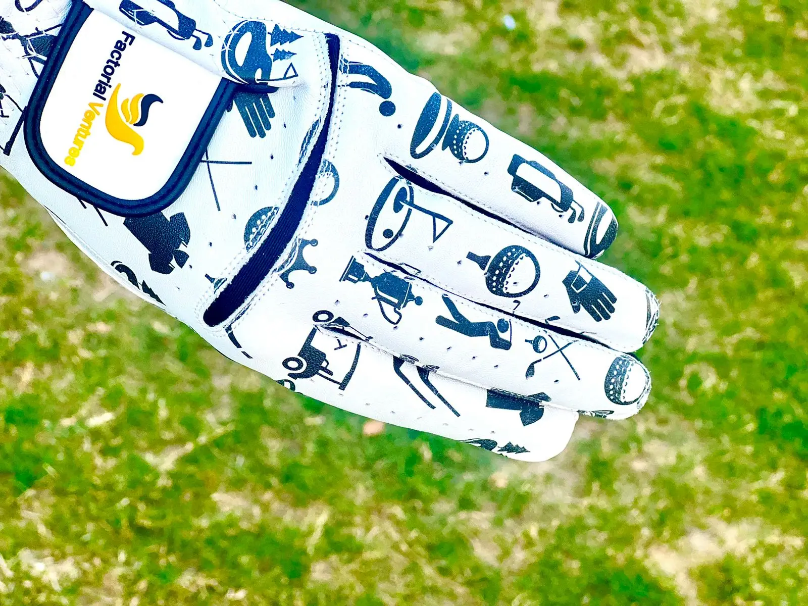 100% Top High Quality Super Grip Customized Golf Gloves with Logo / Hot Sale Latest Model Winter Golf Gloves