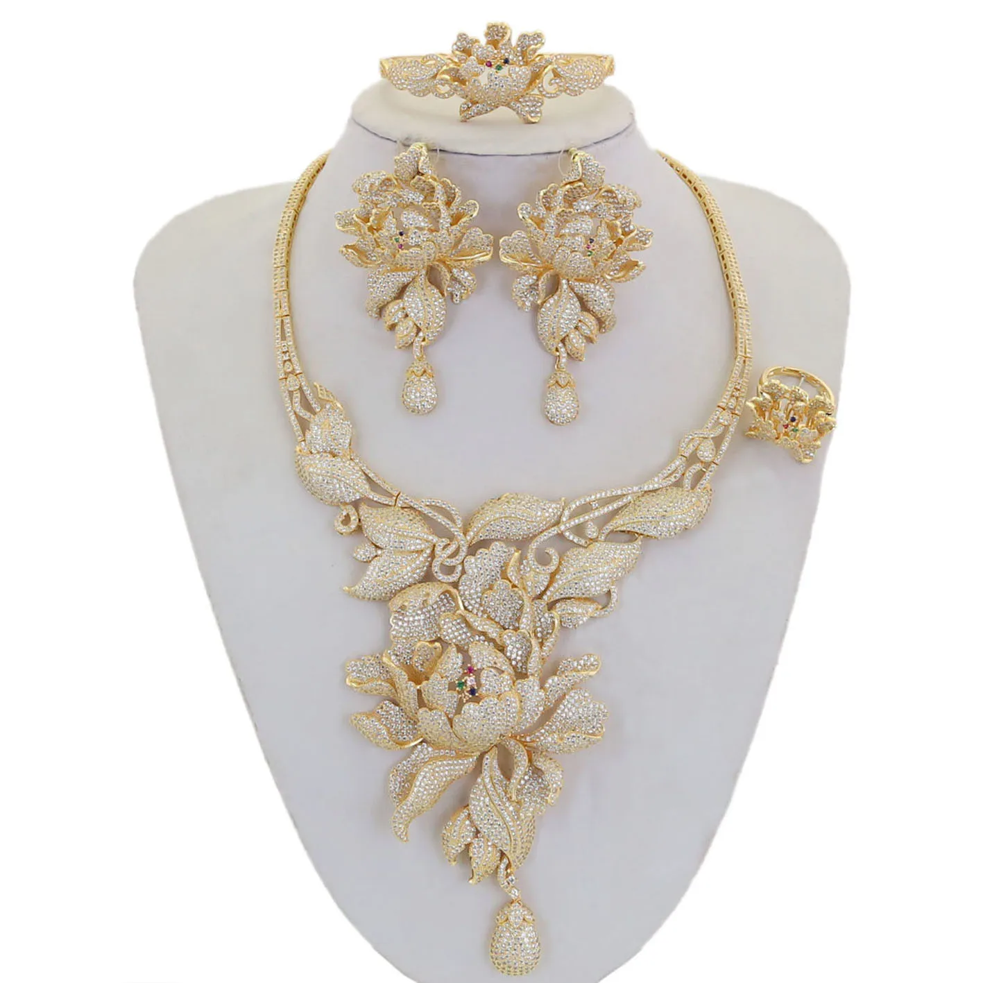 Zhuerrui Fashion Lady Necklace American Diamond Jewelry Set Artifical American Diamond Bridal Wedding Jewelry Sets HZ18052101