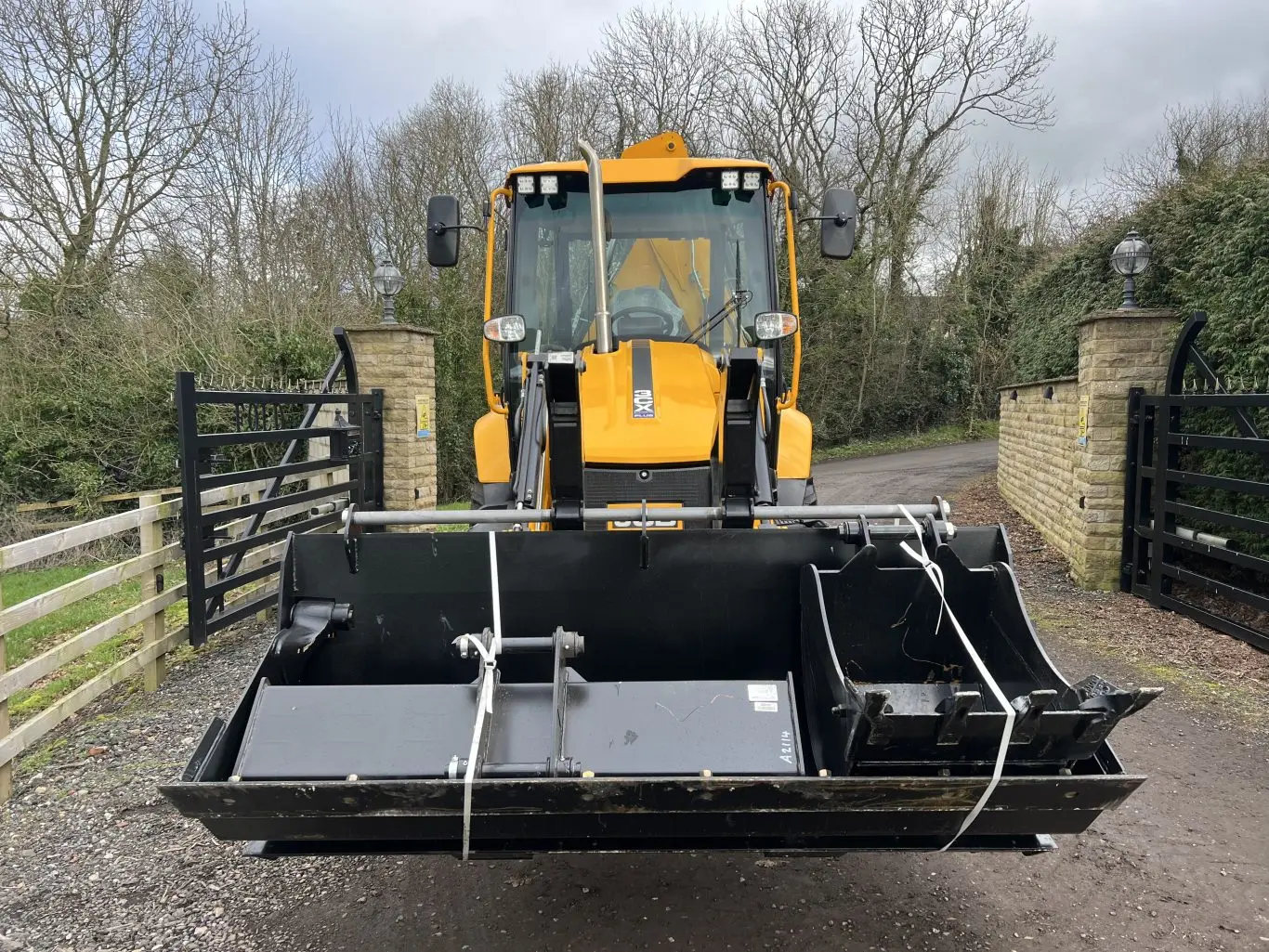 JCB 3CX PLUS Backhoe Loader UK Origin