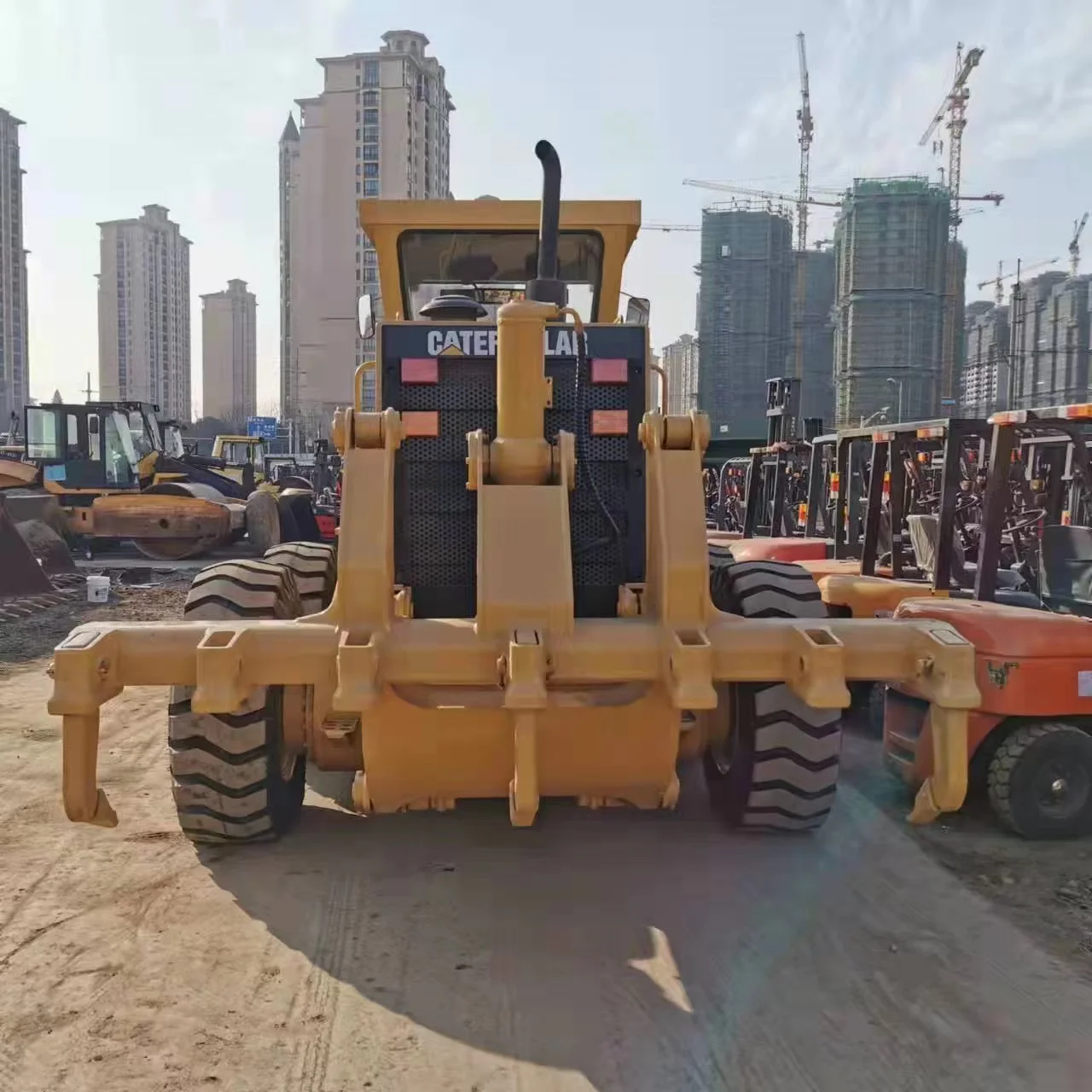 Caterpillar 140H motor grader used grader machine quality construction equipment original CAT140H in good condition in Shanghai