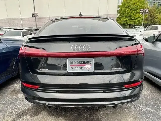 2021 Audii.i etron Sportback AWD qua ttro Prestige 4dr б/у кожаные сиденья с поворотным левым рулем