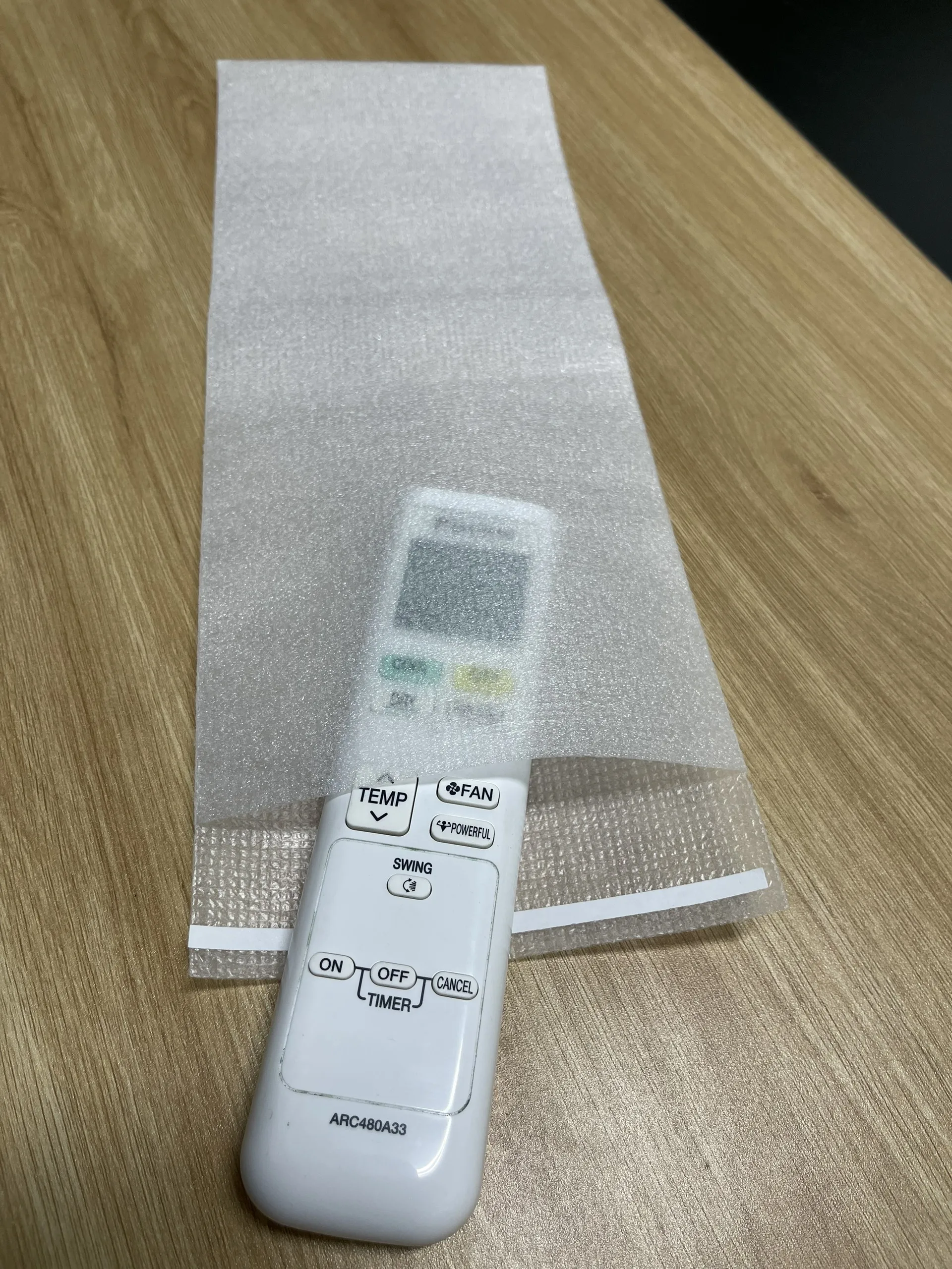 High Quality Custom Printed White Shockproof EPE Foam Packaging Bag Made in Vietnam EPS and PE Material Wholesale