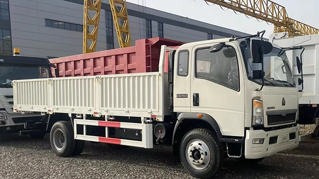 Factory Direct Brand New Chinese Manufacturer Howo 6x4   Tractor Truck Trailer For Heavy Duty Cargo Trailer manual transmission