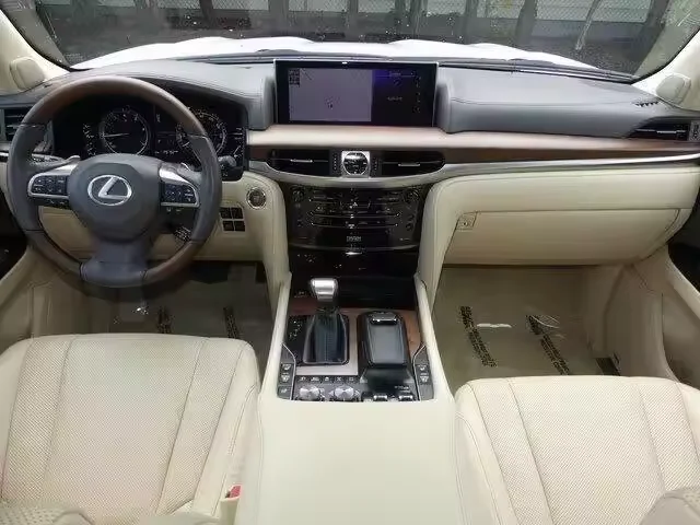 Fairly Used 2020 Lexuss LX 57O AWD Two-Row 4dr SUV