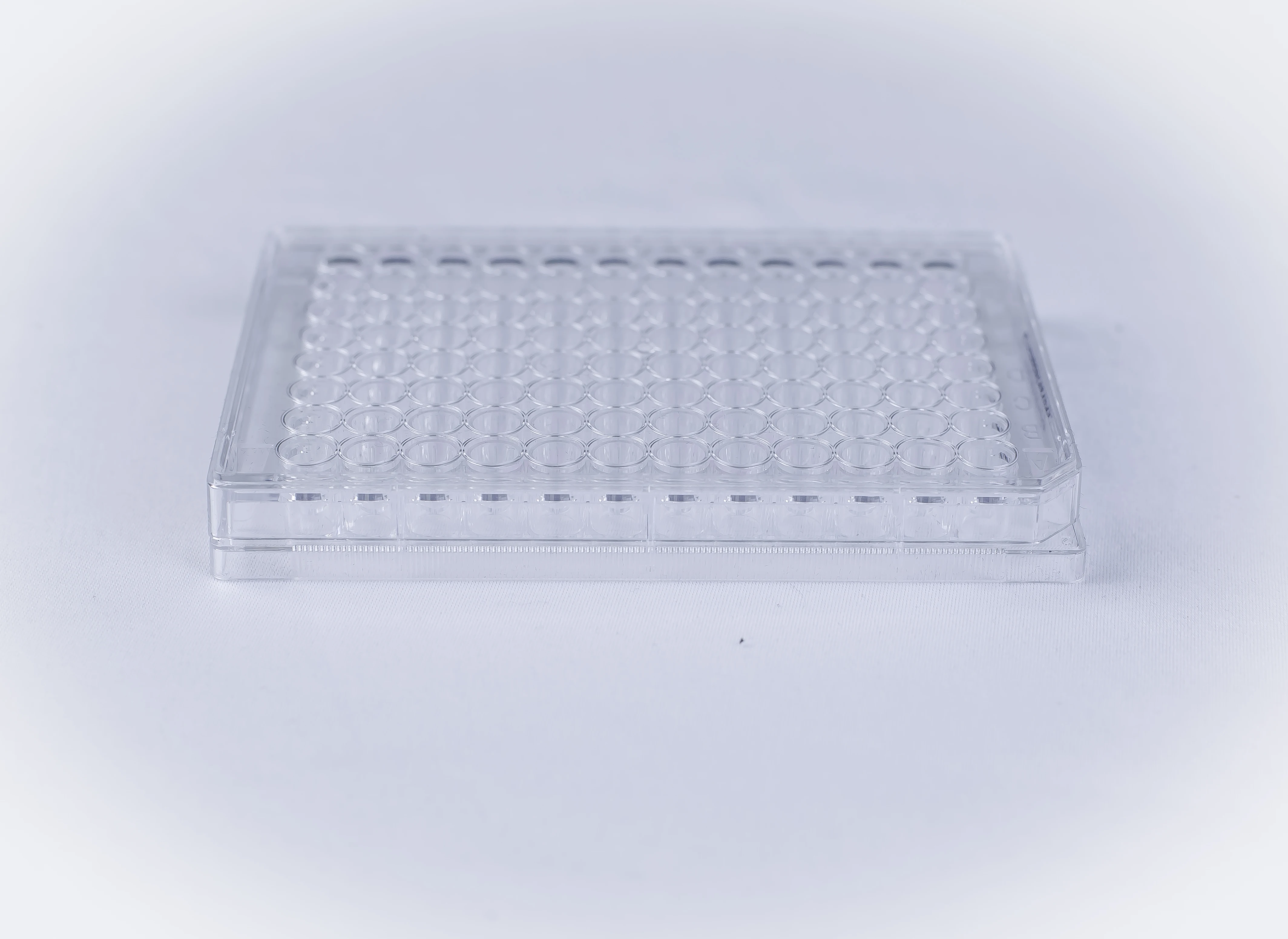 Bio Lab Supplier Wholesale 96well Clear Flat Bottom UV-Transparent Microplate for Research