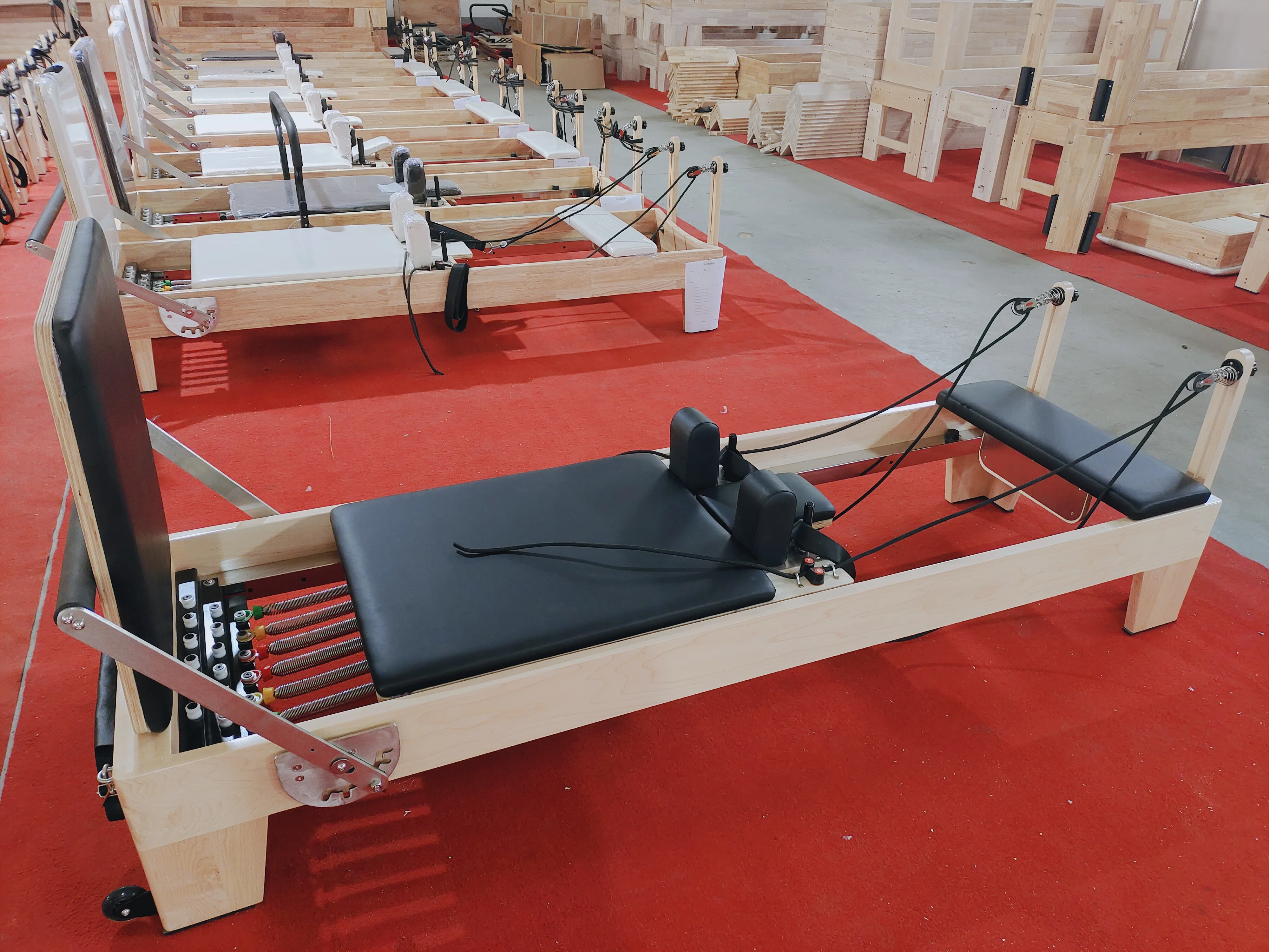 Pilates Exercise Equipment Fitness Reformer Machine Maple Barrel Cadillac Chair Pilates Reformer With Trapeze