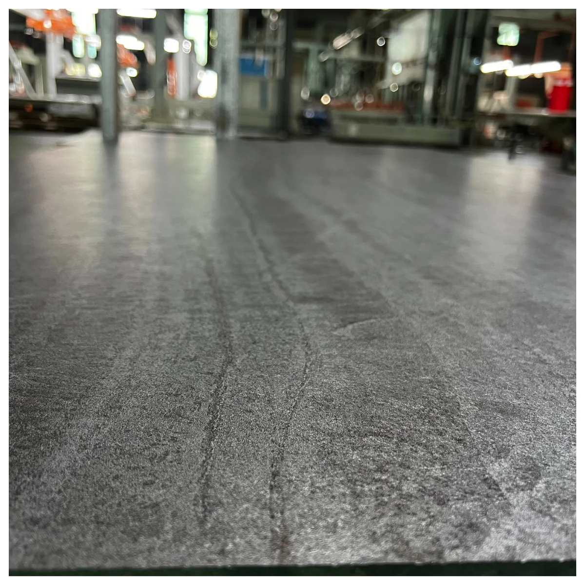 HDF Melamine particle board HDF board Carb P2 size 4x8ft 9mm to 25mm Made in Vietnam Manufacture for furniture