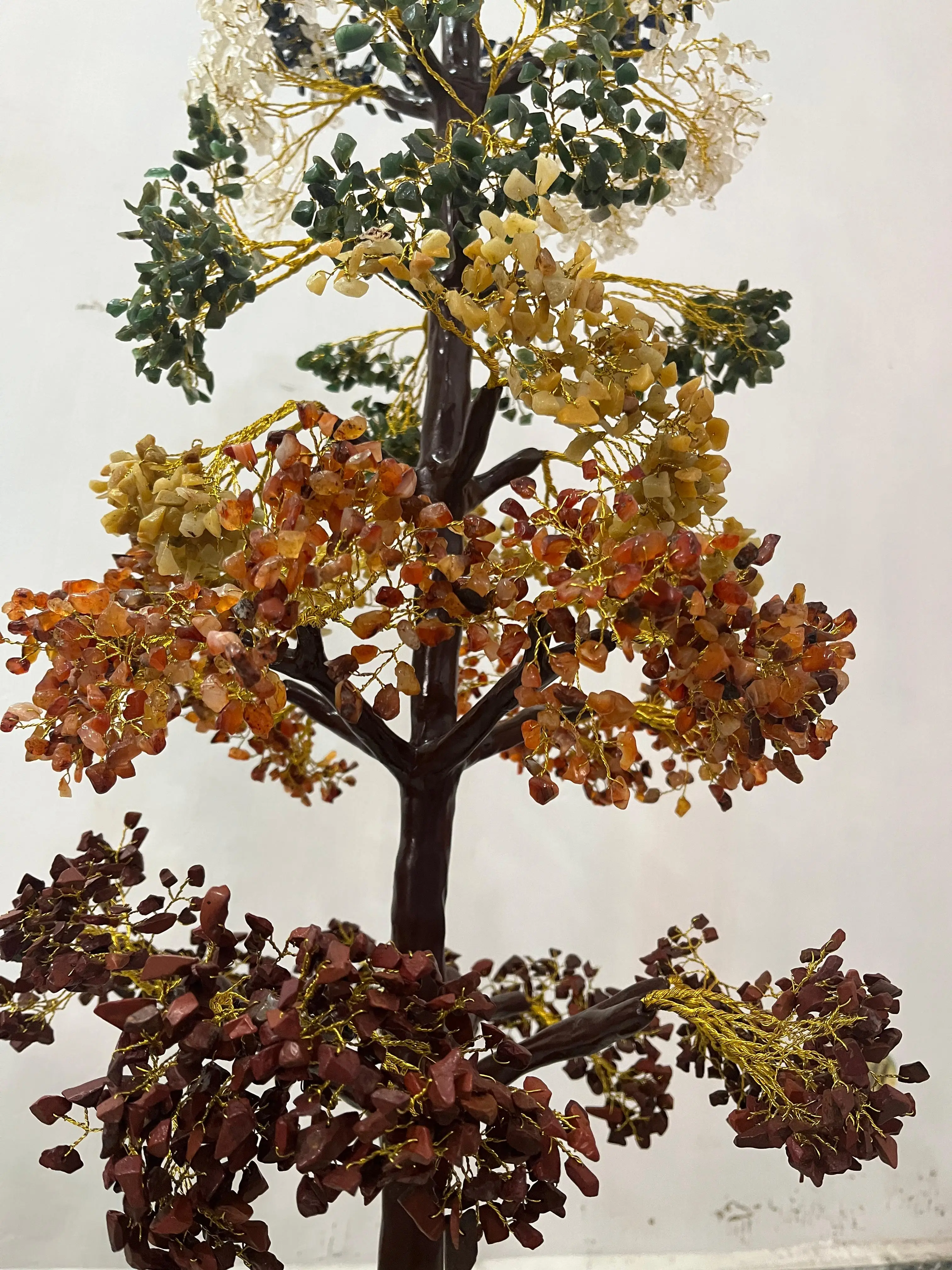 Wholesale Natural Crystal Seven Chakra Tree Large Fairy 5000 Beads Gemstone Trees For Home And Office Decoration