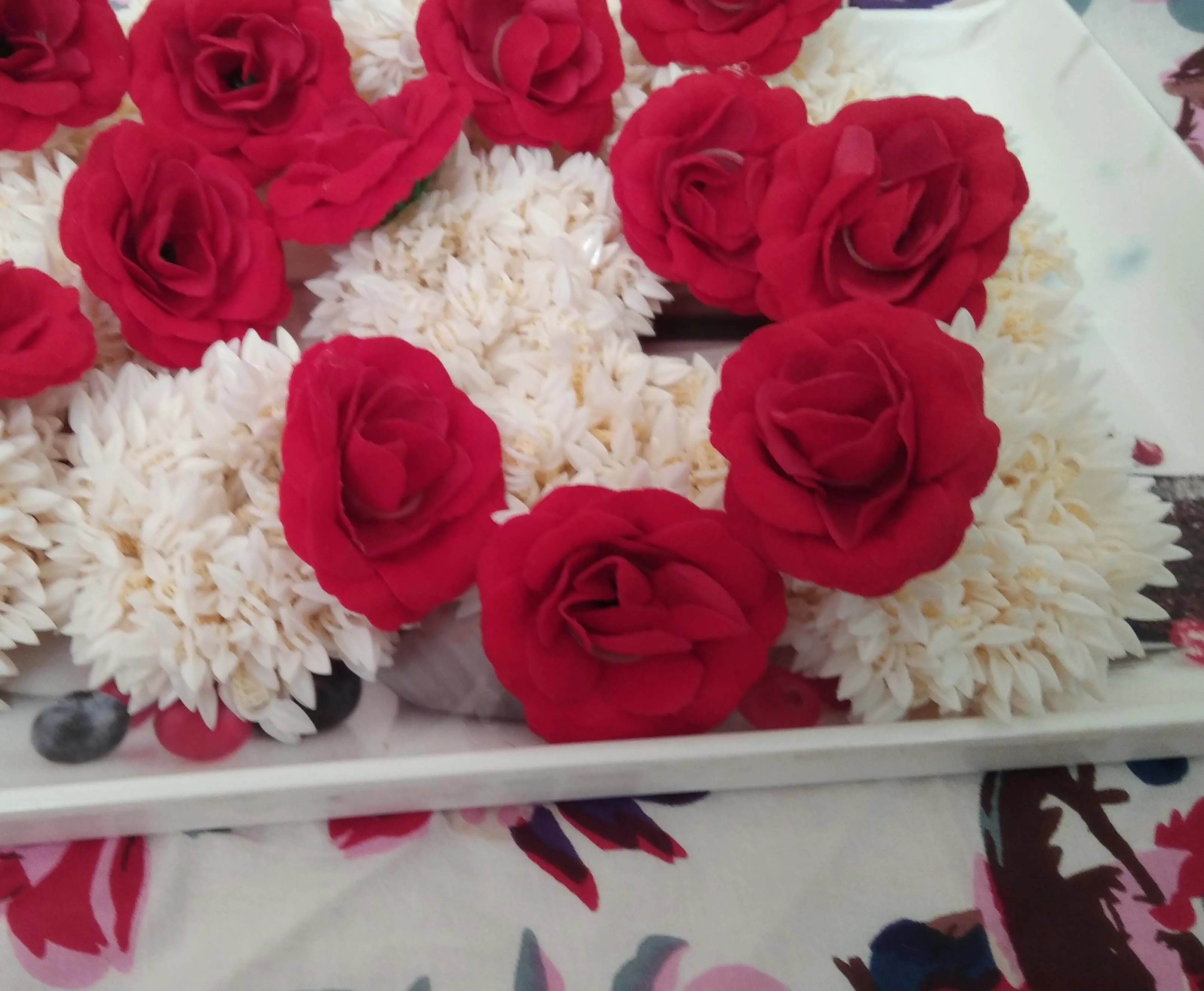 Beautiful Big Red Flower Haldi Hand Gajra Plastic Wristband Bracelet for Wedding Mehndi Bridesmaid New Year & Christmas Gift Set