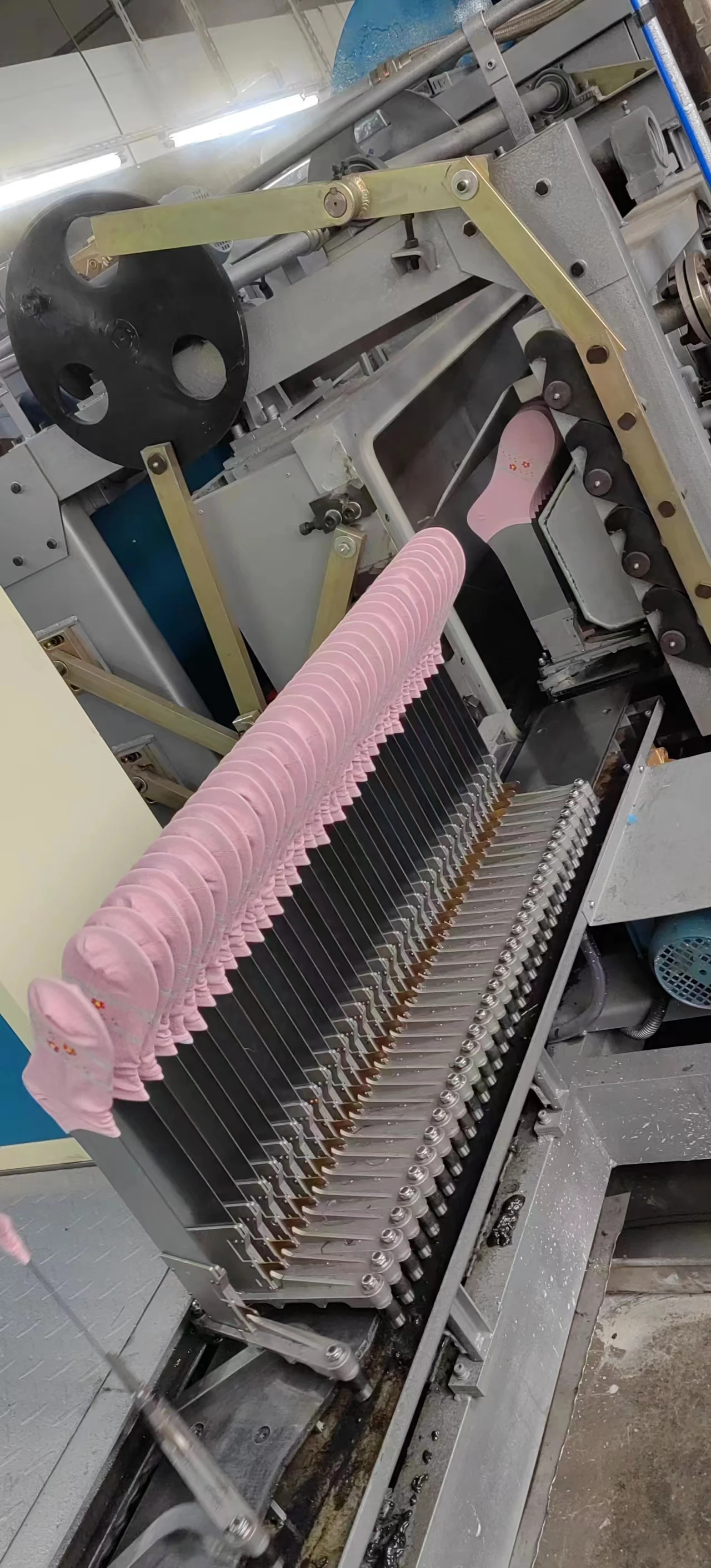 New product huge automatic sock steaming machine suitable for large sock factory