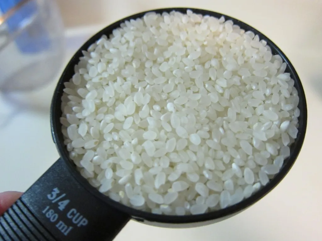 Japan Supplier Sell Cheap Price Typical Premium Foodstuff Grains Of Rice (Whatsapp: Mr Daivd 0084986778999)