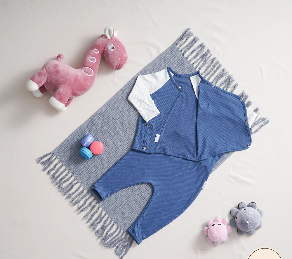 Ready To Ship Unisex Baby Clothing Safe Soft Breathable  Air-cool Knitwear fabric Newborn Set Made In Vietnam