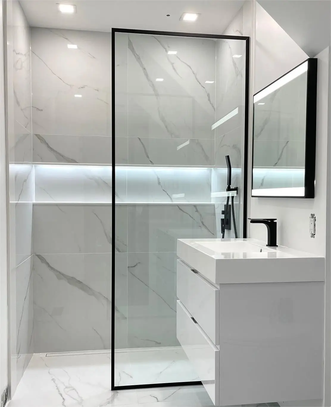Manufacture Framed Glass Shower Enclosure 8/10mm Tempered Glass Bathroom Door Shower Room Accessories Sliding Glass Shower Cabin