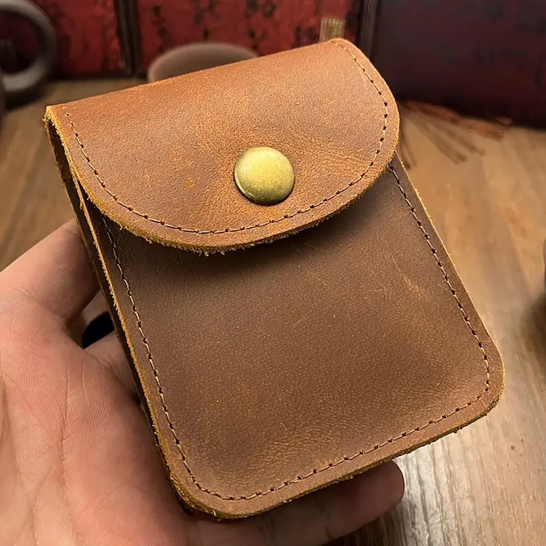 Best Selling Customized Hand Made Leather Personalized Cigarette Case Box For 20 Cigarettes Unisex Use At Wholesale Manufacture