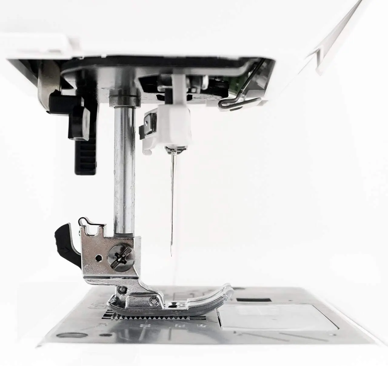 Bulk Of Janome 3160QDC-T Sewing and Quilting Machine with Bonus Quilt Kit