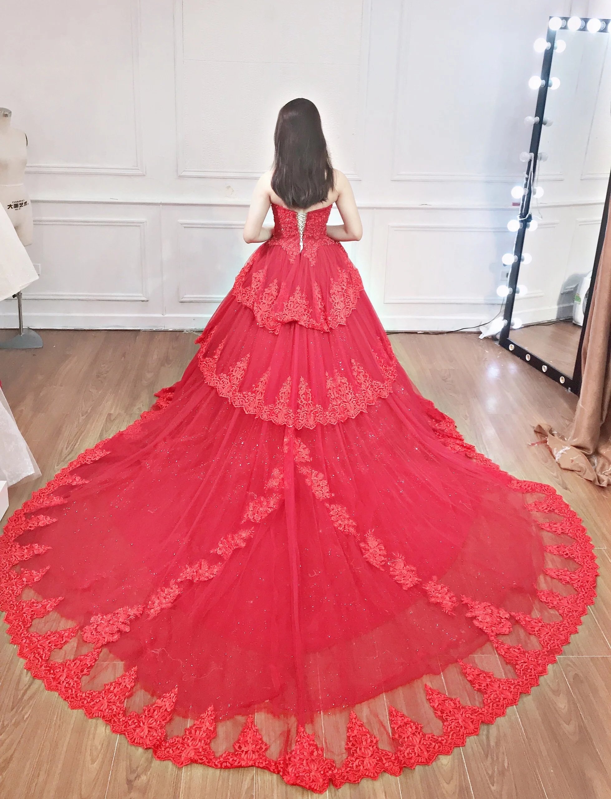 OEM High Quality Wedding Dress Elegant Luxury Modern Red Ball Gown Off-Shoulder Beaded Flowers Lace Wholesale TNBP50