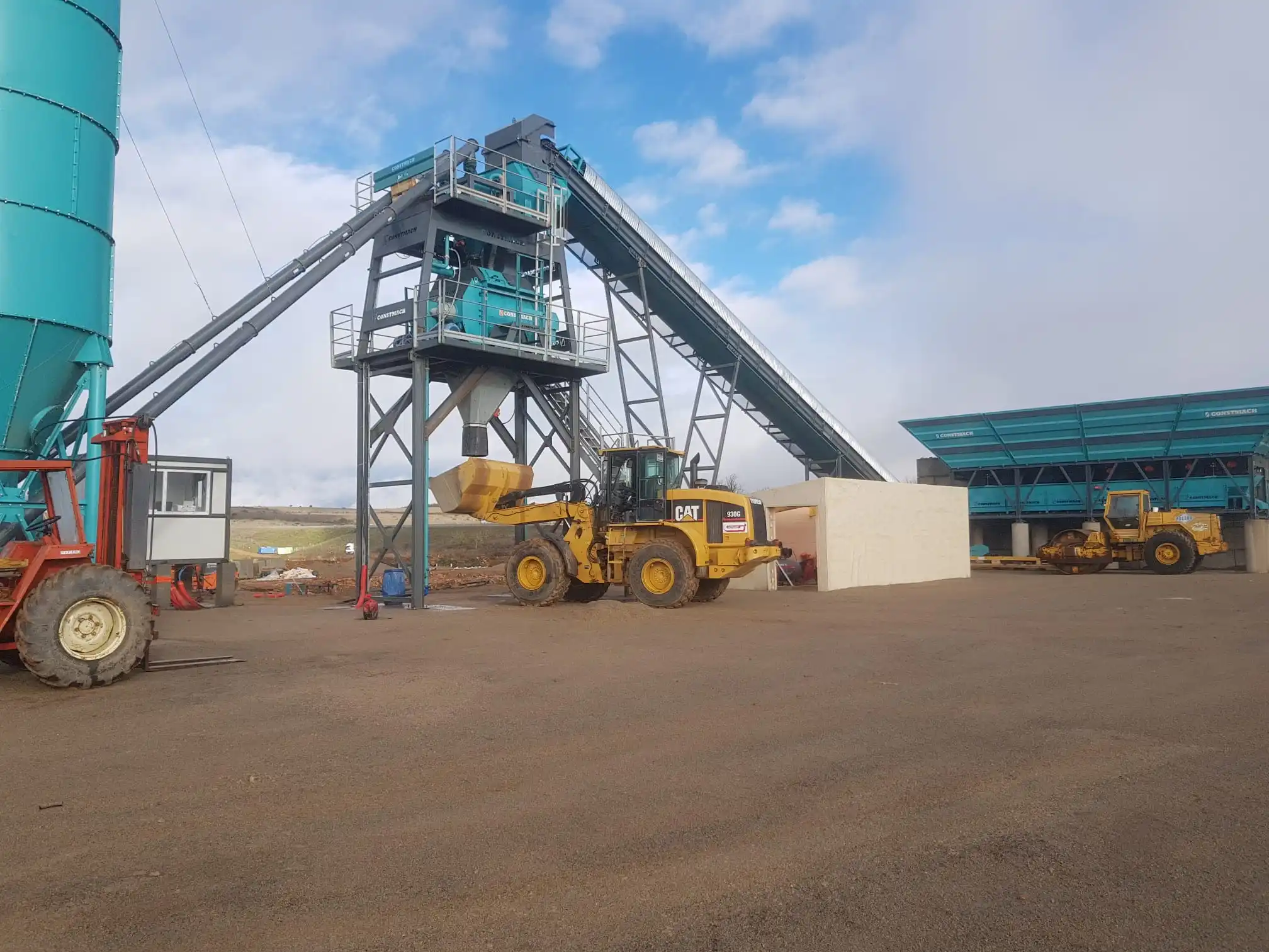 120 m3/h CONCRETE MIXING BATCHING PLANT WITH 2 YEARS WARRANTY HIGH QUALITY LONGLIVED MACHINE