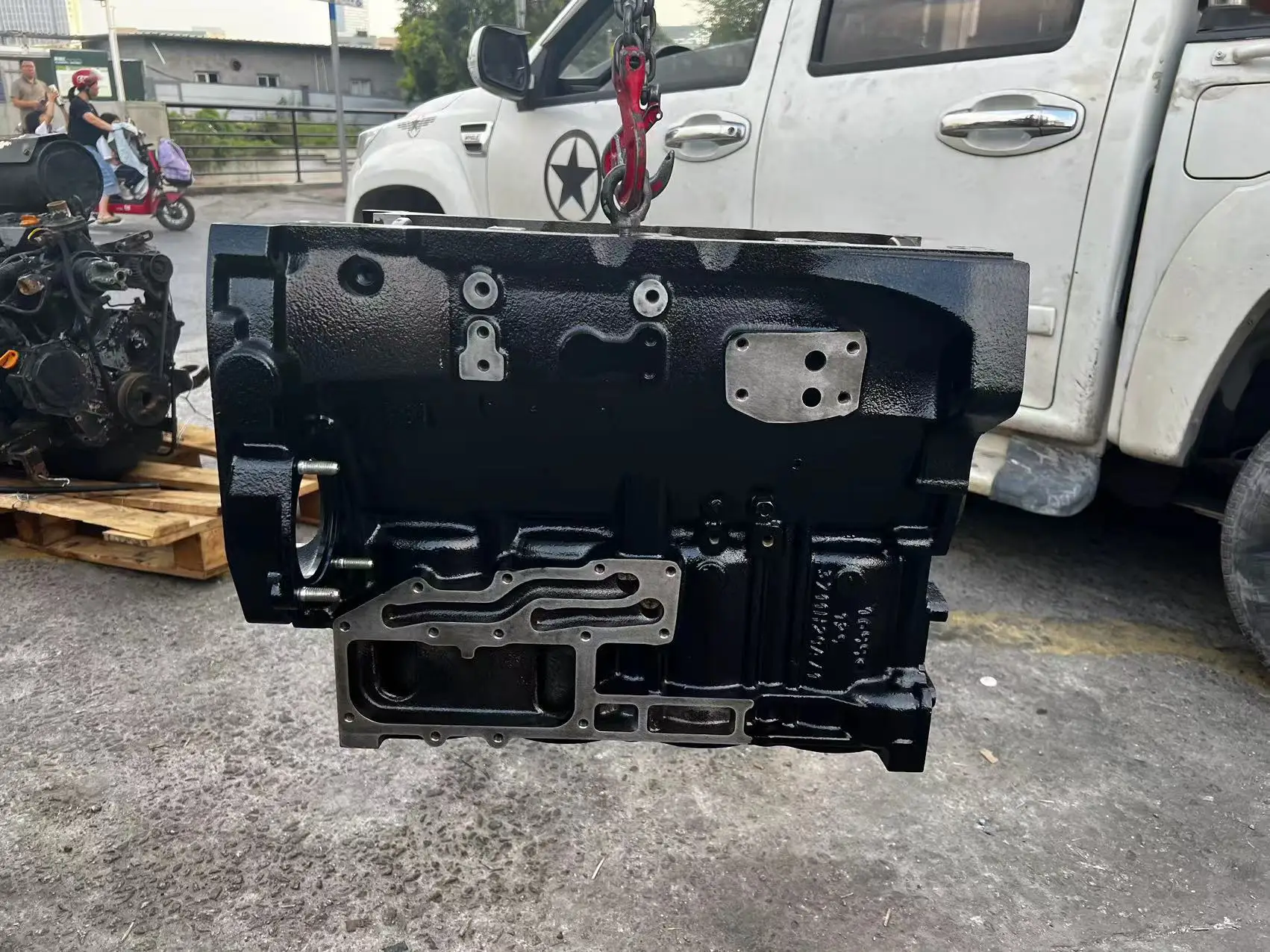 Brand New Original 3054C diesel Engine Cylinder Block ZZ50325