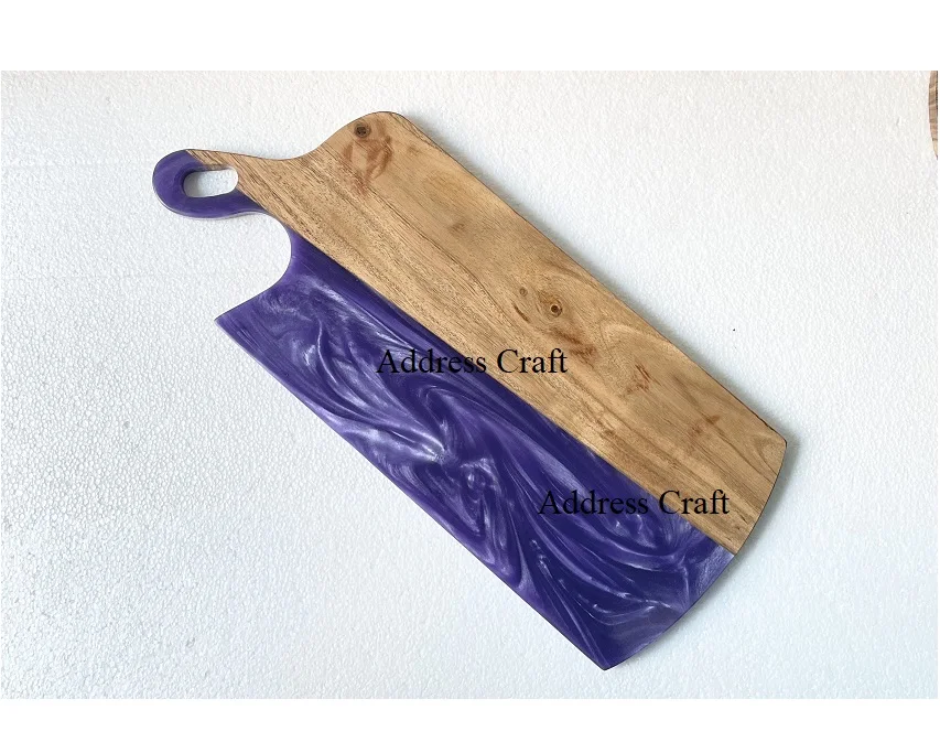 Factory Wholesale Price Chopping Board with Handle Classic Designed Cheese Board Vintage Resin Breakfast Board  Wooden Placemate